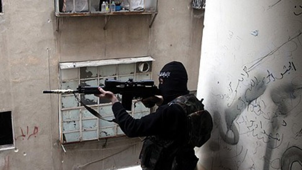 Hizbullah milisleriyle savaşıyoruz