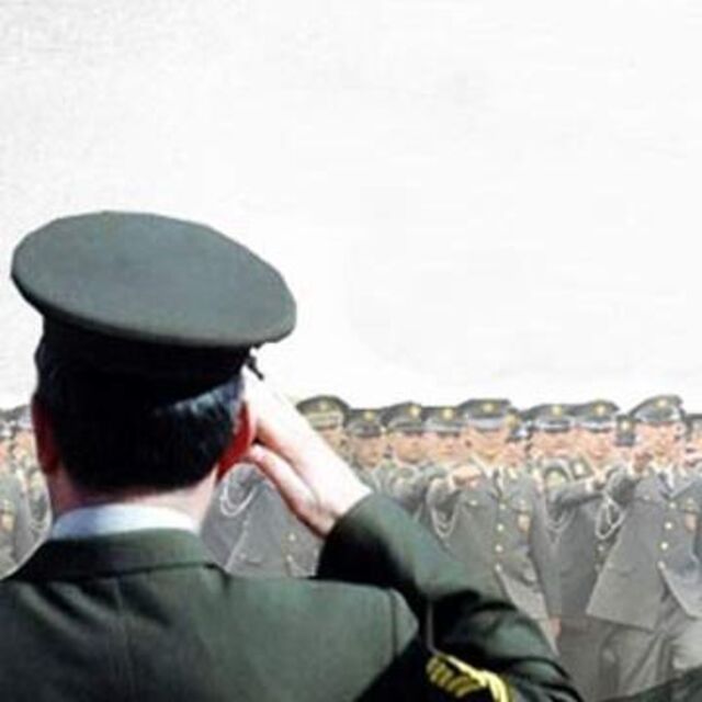 Kara Kuvvetleri'nde şark depremi!