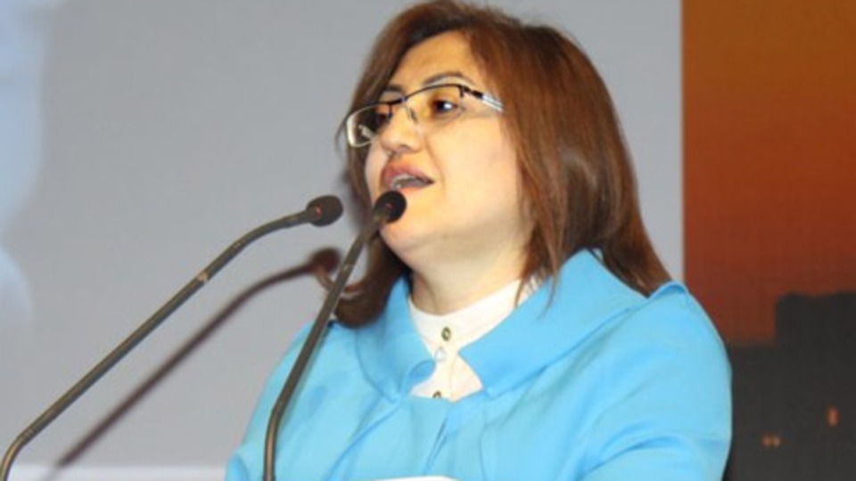 'Yetimi okşayınca öbür tarafa EFT yapıyorsun'