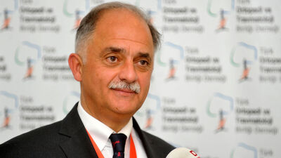 Türk profesörün kitabı literatüre girdi!