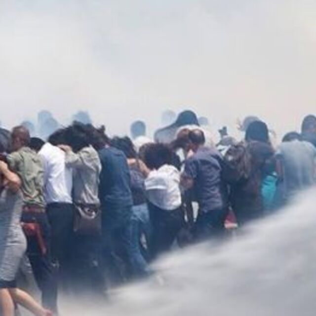 "Erdoğan ateşle oynuyor"