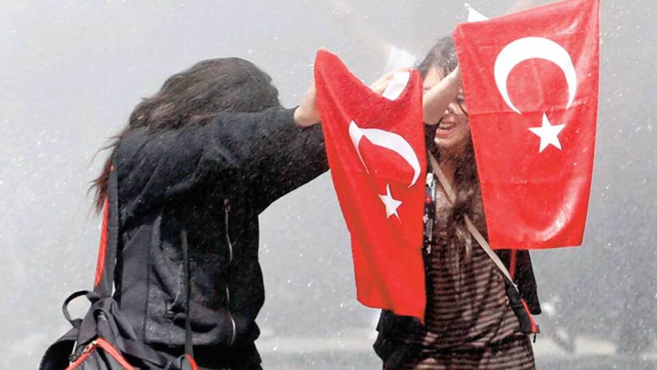 Köşe yazarları 'Gezi' için ne dedi?