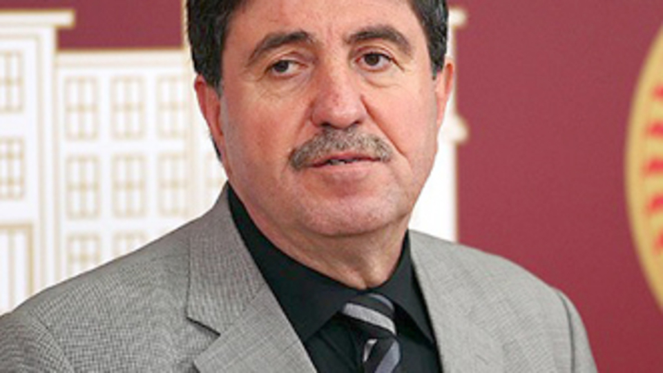 BDP'li Tan DTK'dan istifa etti