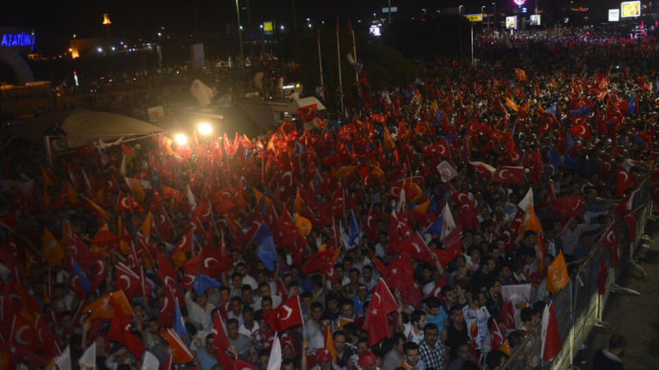 Erdoğan'a dev karşılama