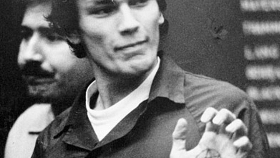 "Gece Avcısı" öldü!