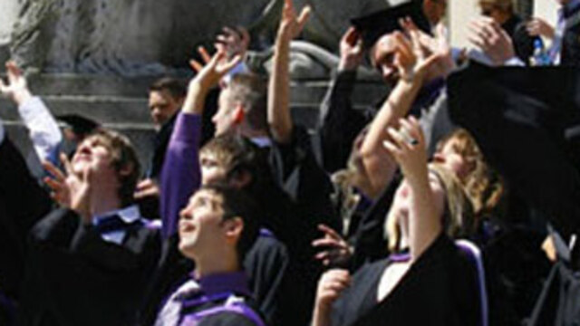 Yeni mezuna servet vaat eden işler!
