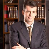 Rus milyarder Çeşme'yi bekliyor!