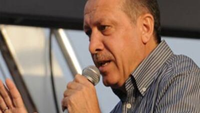 Başbakan'dan e-muhtıra göndermesi!