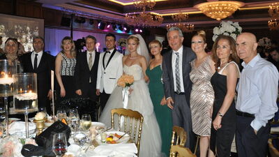 Bu düğünde buluştular!