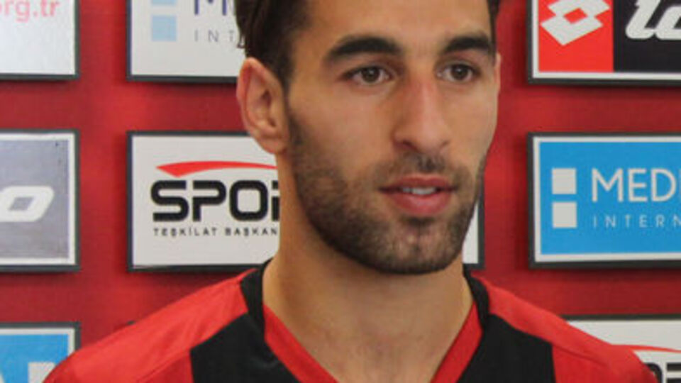 "Beşiktaş'ın ilgilendiğini biliyorum"