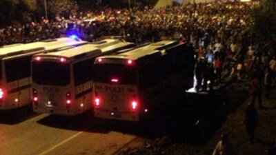 Köprüden geçtiler