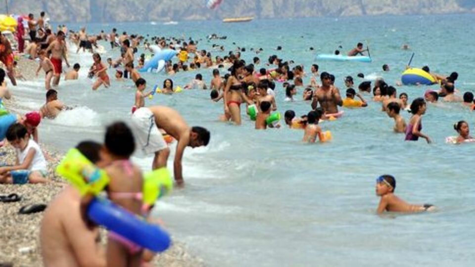 "Denizde bir saatten fazla kalmayın"