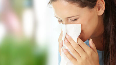 Burundan gelen şeffaf sıvı ciddiye alınmalı