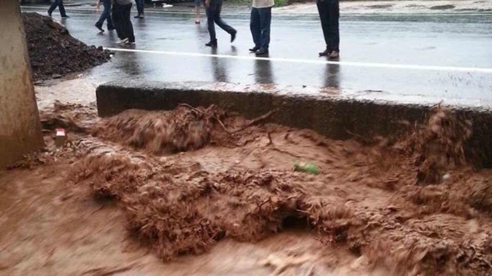 Rize'de şiddetli yağış
