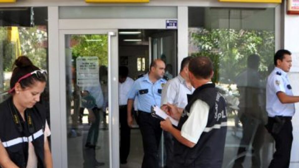 PTT şubesinde soygun!