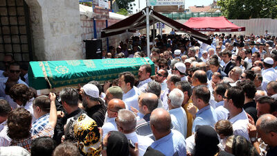 Özal'ın yeğeni son yolculuğuna uğurlandı