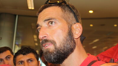 Ölümden kurtulan Türk dağcı yurda döndü