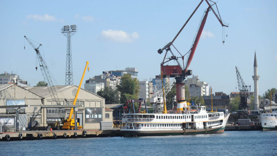 Haliç Tersanesi'ne 3 teklif!