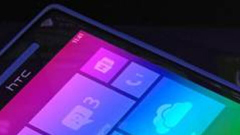 Bu telefon hisleri okuyor!