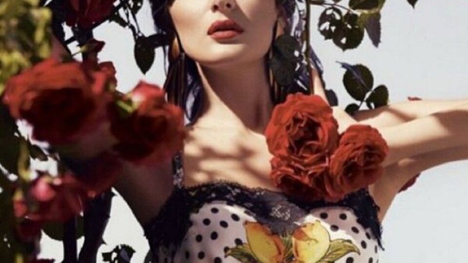 Dolce'nin Gabbana'sı Atiye'ye bayıldı