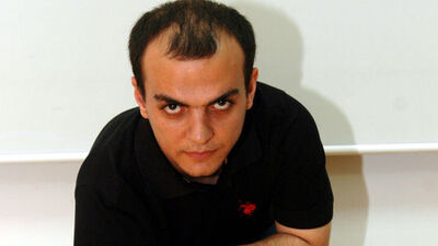 Her gün 'kıvırarak' 16 santim uzadı