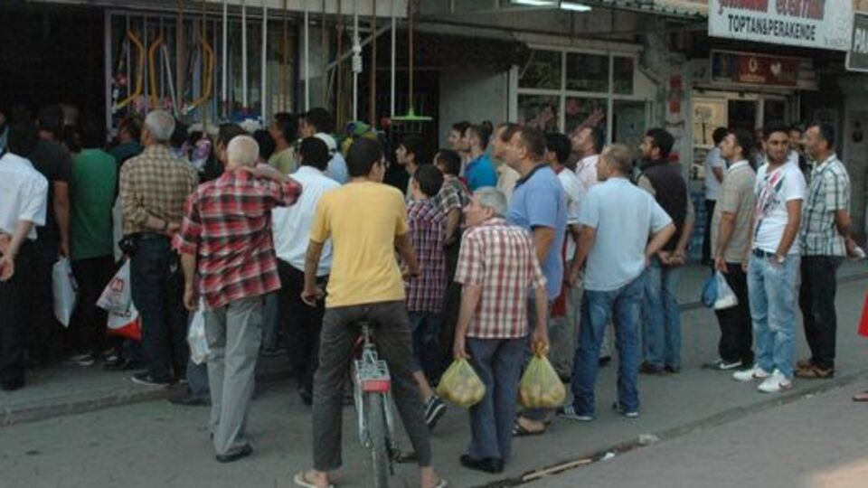 İftar öncesi baltalı kavga