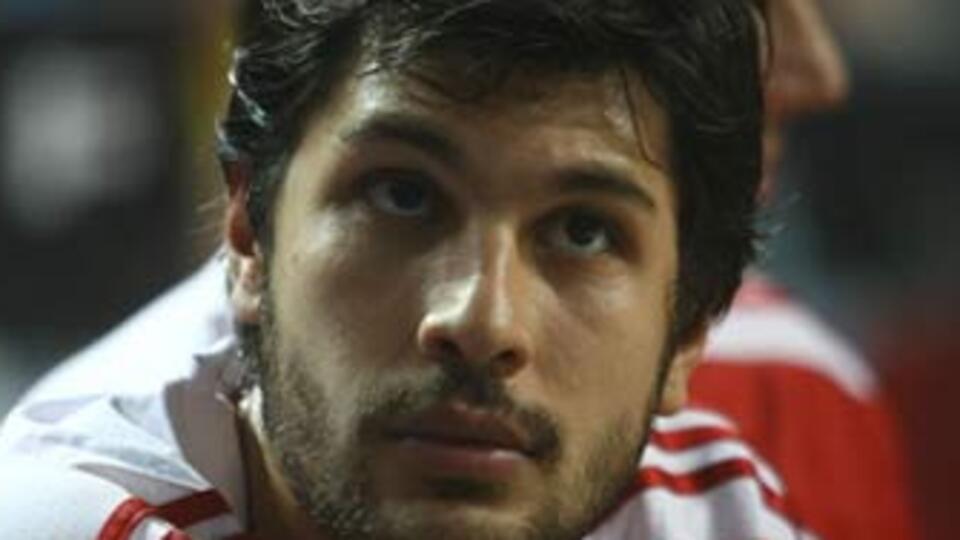 Garanti: Çok üzüldük, haddimize değil!