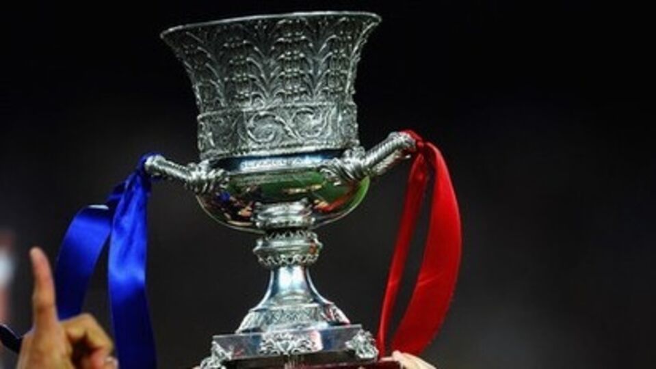 Gece yarısı final!