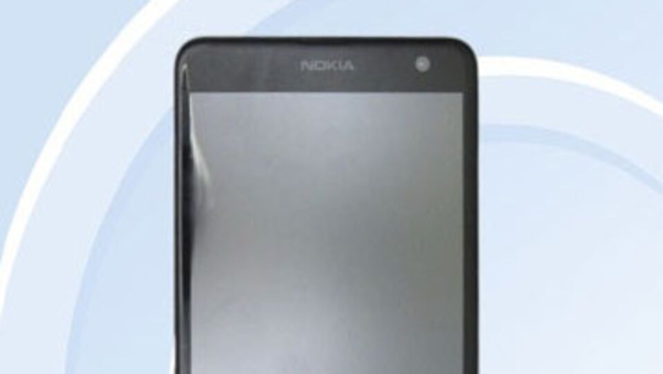 Nokia'dan geniş ekranlı telefon geliyor!