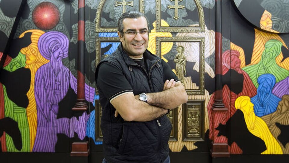 Ahmet Güneştekin, Marlborough Gallery sanatçısı oldu