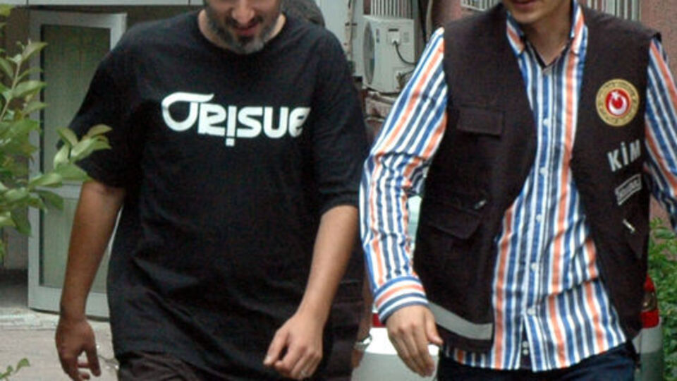 Ünlü rapçi adliyeye sevk edildi