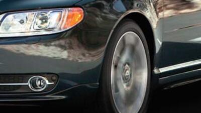 Mercedes, BMW ve Volvo'da 40 bin lira fiyat avantajı