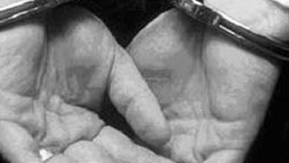 Belediye operasyonuna 4 tutuklama