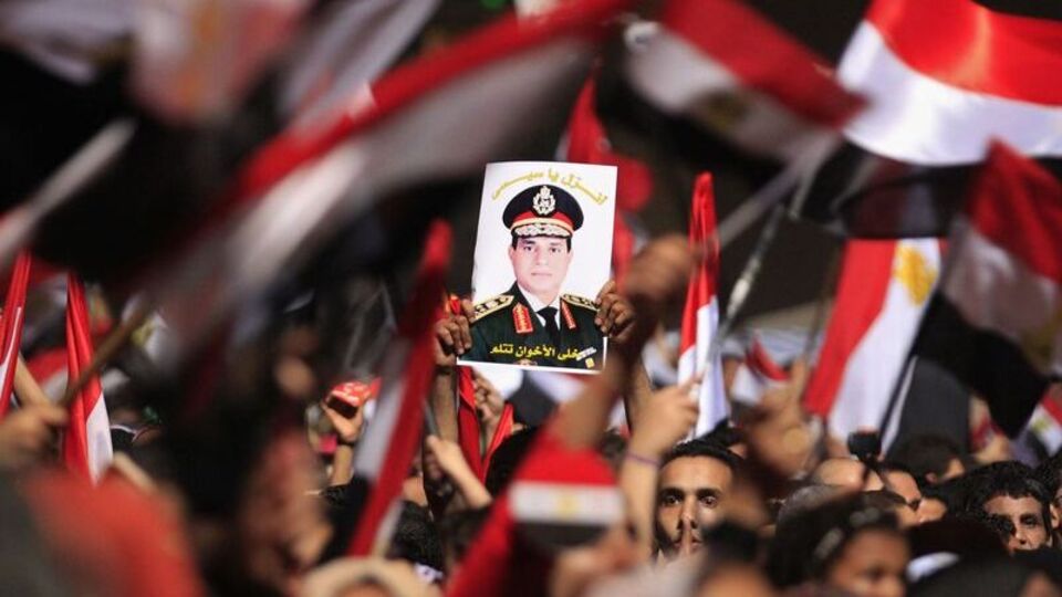 Sisi'ye firavun benzetmesi