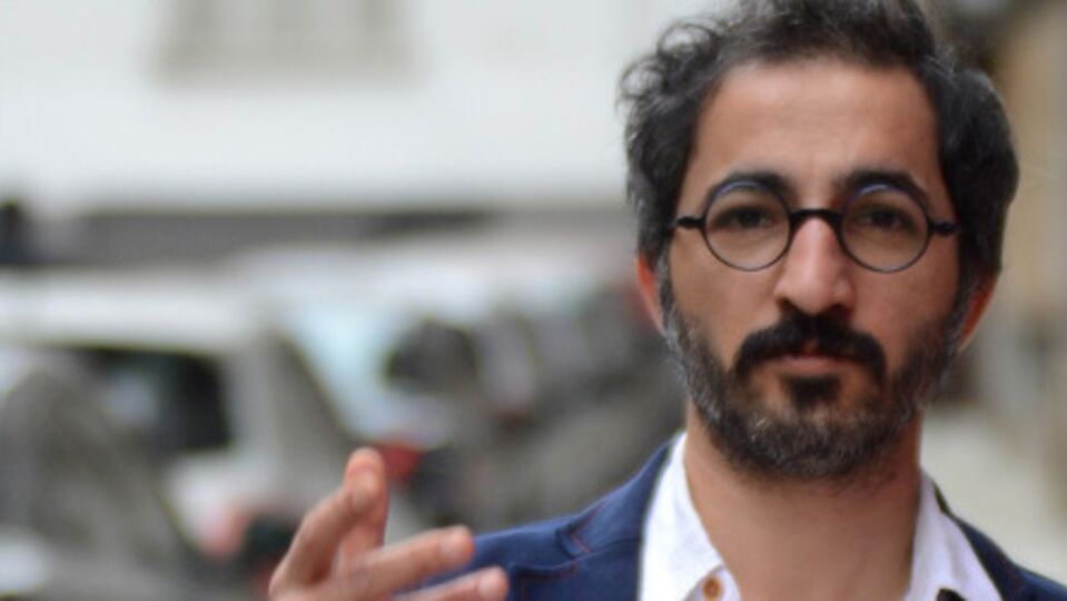Köşe yazarlığını bıraktı