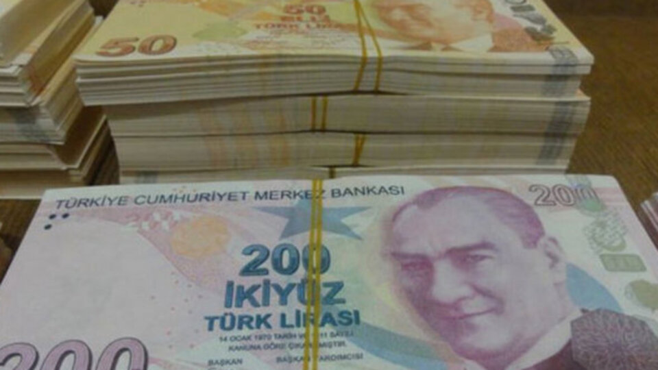 'Bankada para tutmayın!'