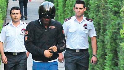 Kıvanç'a yakın koruma