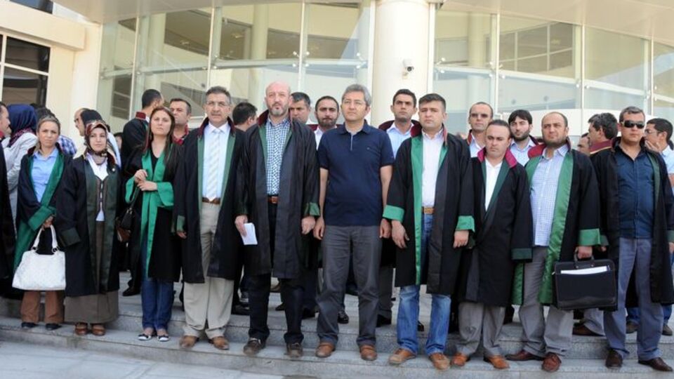 Ekşisözlük hakkında suç duyurusu