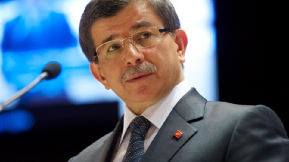Dışişleri Bakanı Davutoğlu'dan önemli açıklamalar