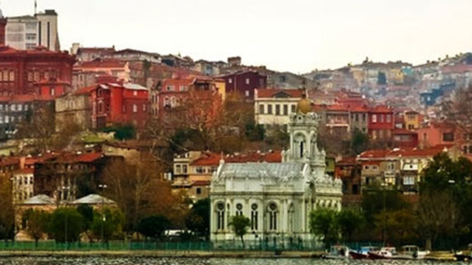 İstanbul'un göbeğinde petrol çıktı!