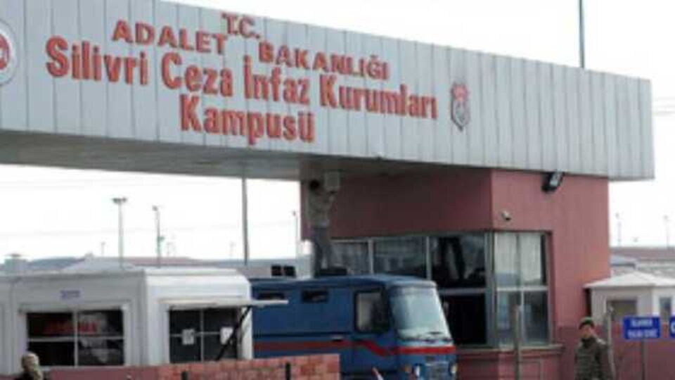 Dünya Ergenekon'u böyle yorumladı