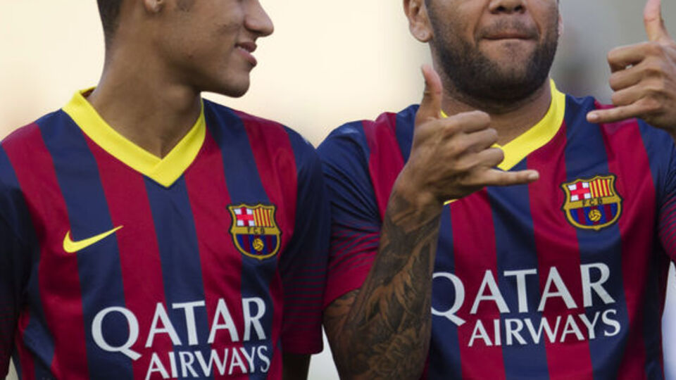 Alves'ten Neymar'a uyarı