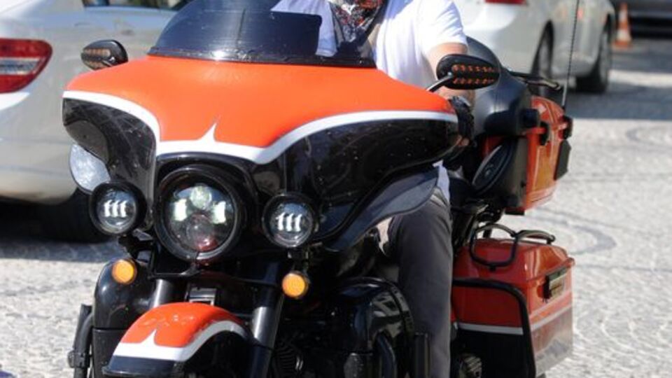 Kızı için motorla Çeşme'ye gitti