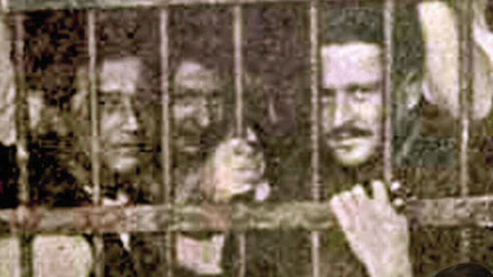 Bir şarkı öyle nazikçe ve rica ile değil, işte böyle yasaklanır!