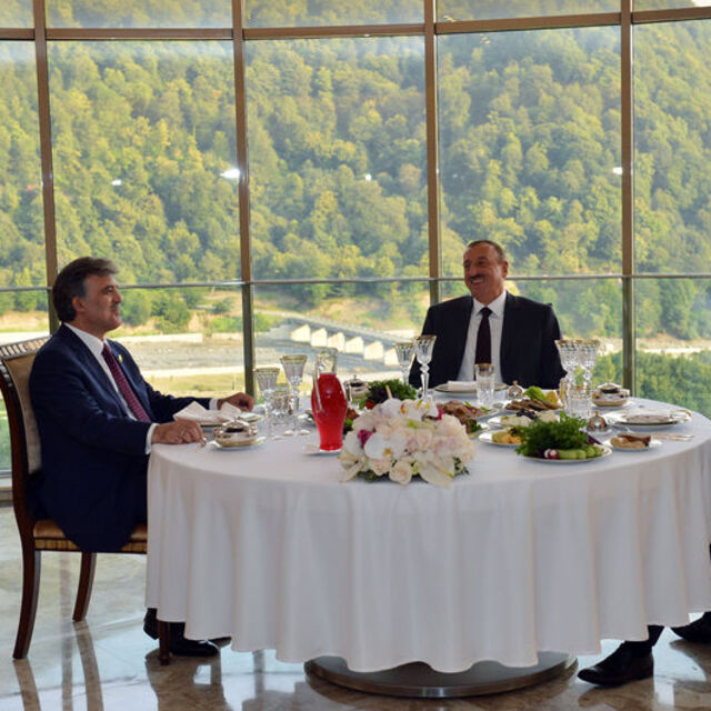 Cumhurbaşkanı Gül Azerbaycan'da