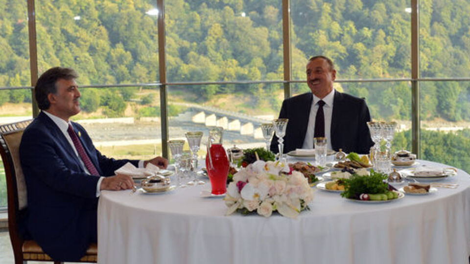Cumhurbaşkanı Gül Azerbaycan'da