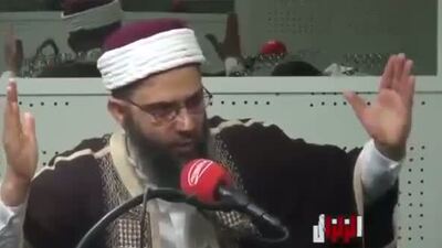 İmama kamera şakası!