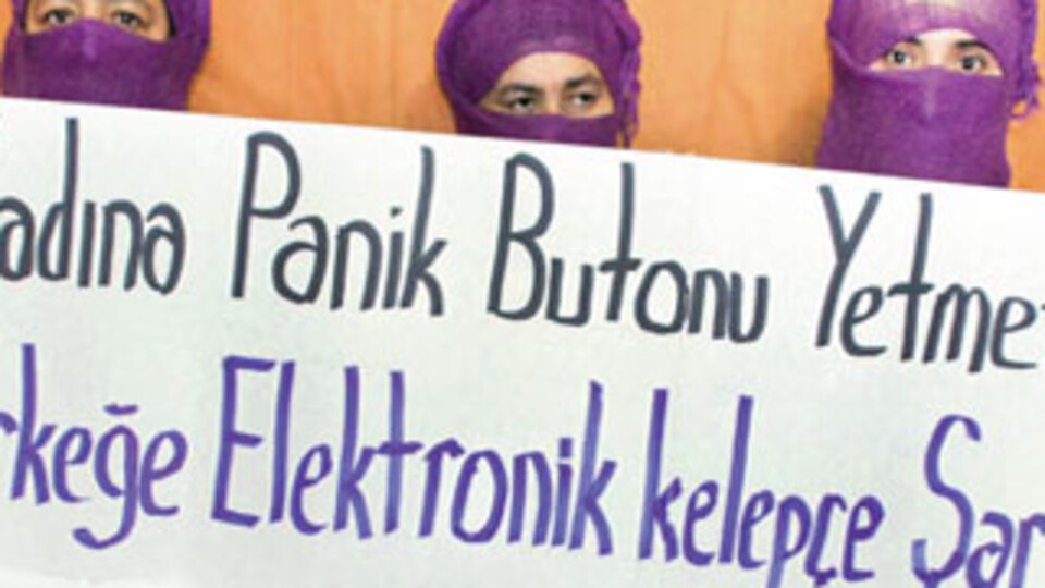 Kadınlar yasalarla korunarak erkekler itibarsızlaştırılıyor mu?