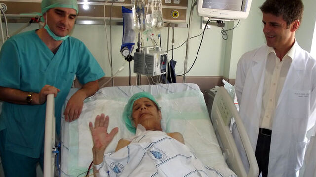 Kendi kafasından daha büyük guatr çıkarıldı!