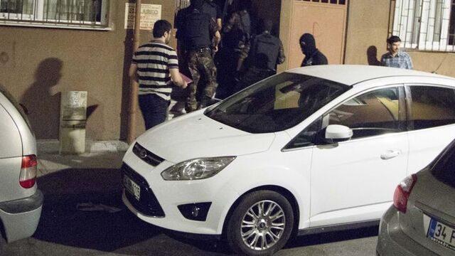 İstanbul'da şafak operasyonu!